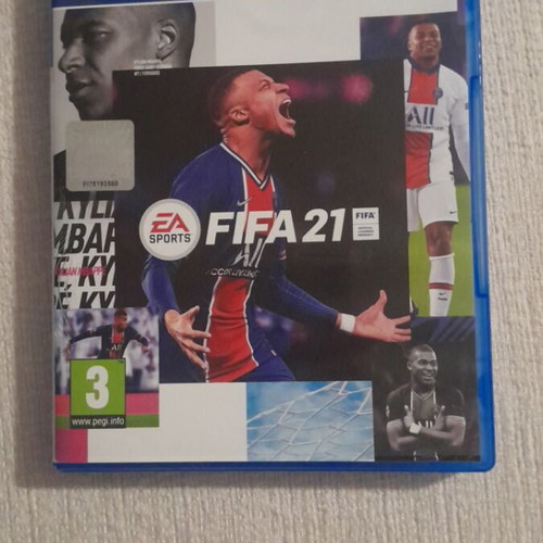 Sony PlayStation 4 FIFA21 like new with case