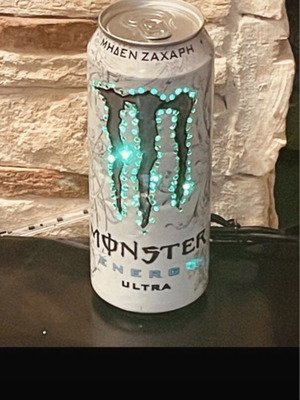 Monster φωτιστικό LED με IR χειριστήριο και μικρόφωνο για μουσική