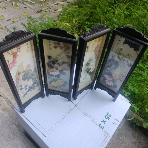 Office screen like new with handmade Chinese decorations