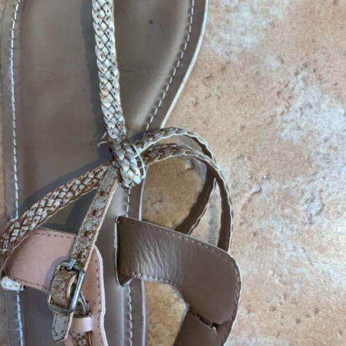 Accessorize gold leather sandals, size 38