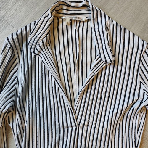 Nara Camicie shirt size S, elastic fabric, like new, black and white