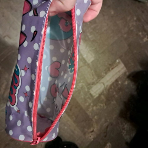 Children's pencil case like new