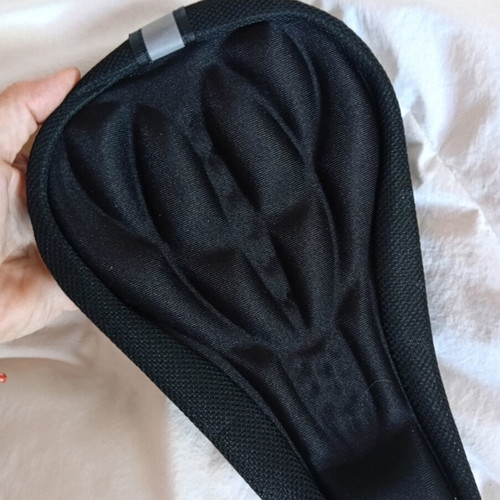 Bicycle saddle cover new with protection, size 0.16x0.25 cm
