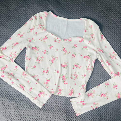 Women's blouse like new, size S, white and pink