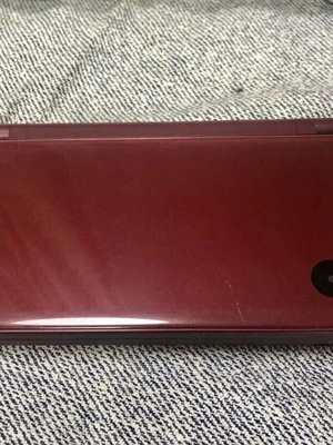 Nintendo DSi XL σαν καινούργιο με κουτί