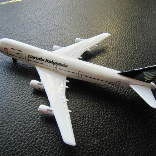 Garuda Indonesia Schabak Boeing B 747-200 1/600 Die Cast Model new
