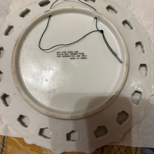 Porcelain decorative plate like new