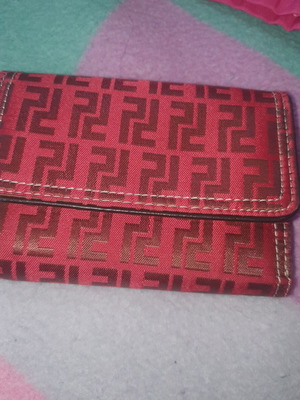 Wallet like new with 18 card slots and coin pocket