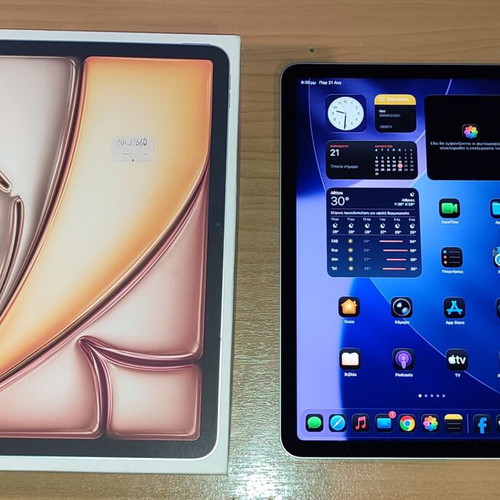 iPad Air M2 tablet