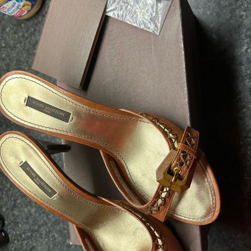 Louis Vuitton mules like new, leather, size 39.5