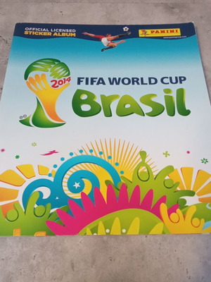 Колекционерски албум с стикери Panini FIFA World Cup Brasil 2014 употребяван