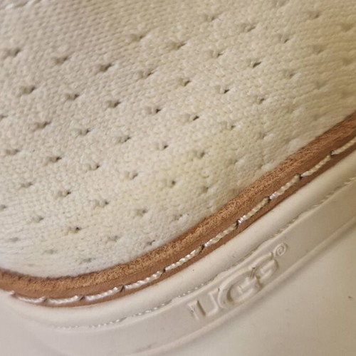 Ugg moccasins new, size 38, white beige