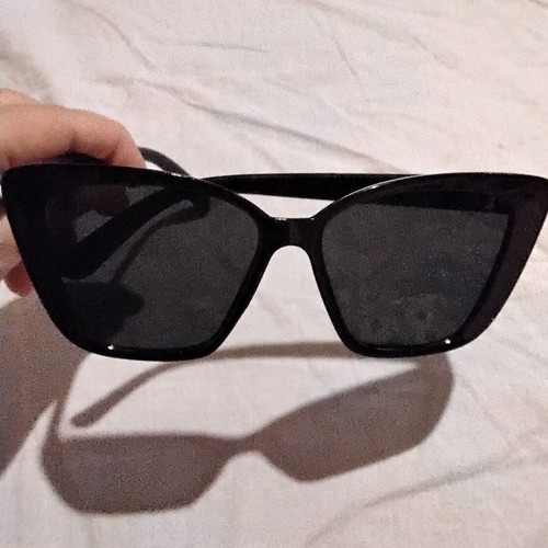 Sunglasses new, black color