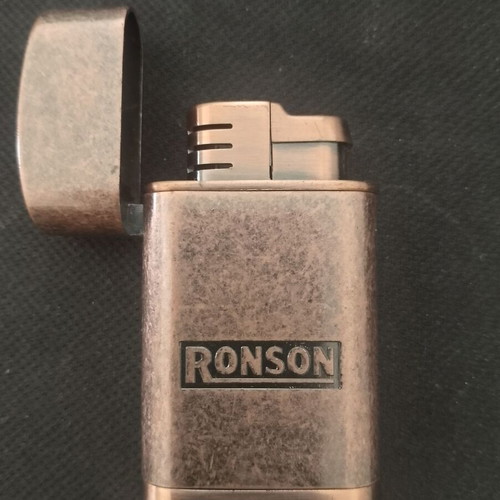 Ronson Butane Lighter like new