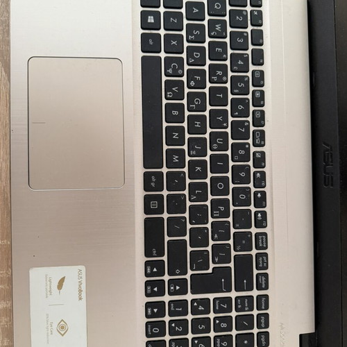 Asus VivoBook X540UA laptop like new, Intel Core i5, 15.6 inch, 256GB SSD
