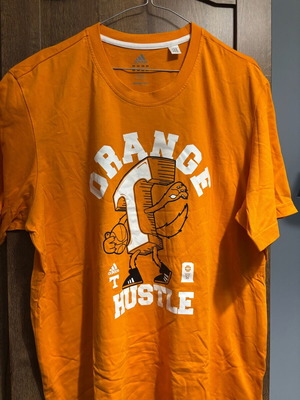 T-shirt Adidas Tennessee Hustle XL καινούργιο, πορτοκαλί