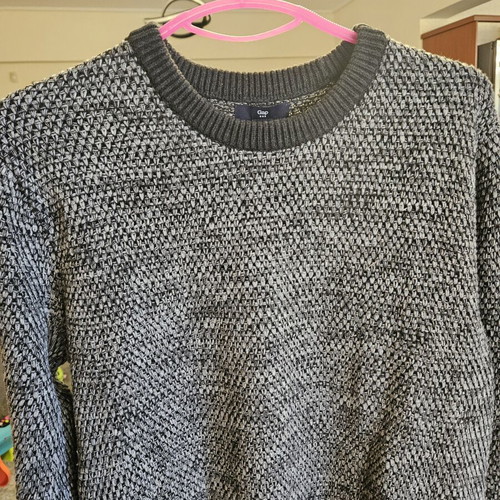 Gap men's sweater like new, gray, size Large slim fit
