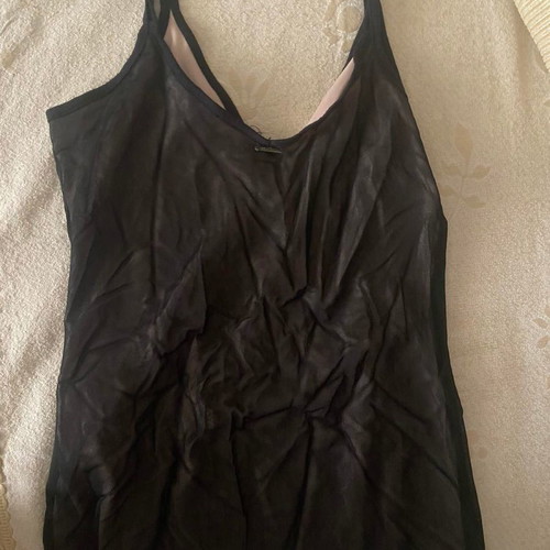 Bsb blouse used with red roses, size M