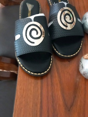 Flat shoes unused, size 39