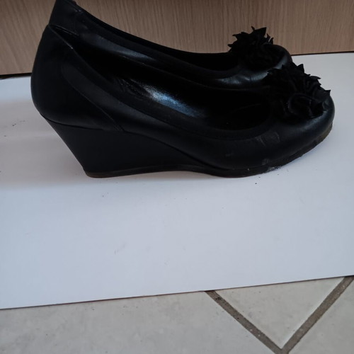 Women’s platform sandals used, size 36, black