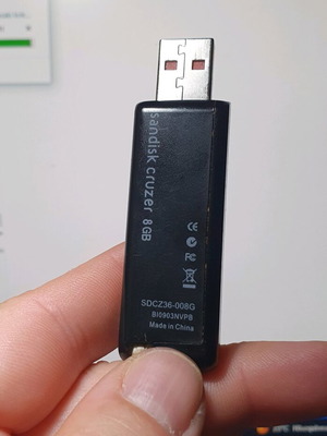 USB Cruzer Flash Drive 8GB like new