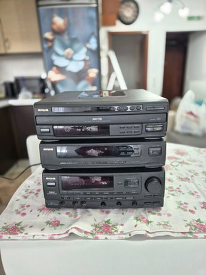 Aiwa ηχοσύστημα μεταχειρισμένο με πεντάρα σιδιέρα και ραδιόφωνο