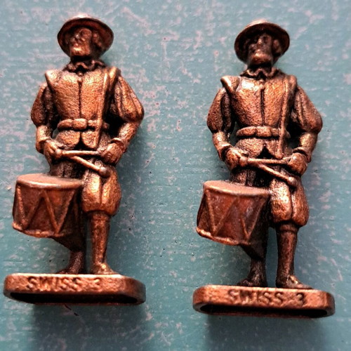 Swiss Guard Chess Set used, 8 bronze figures from 1960-1980