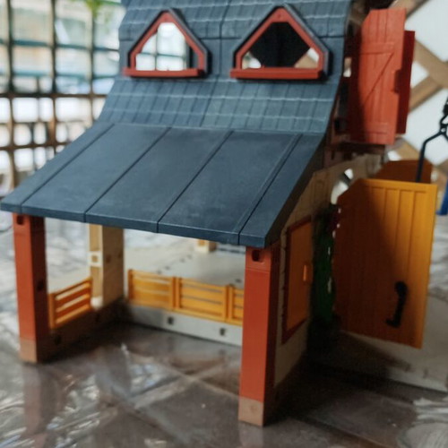 Playmobil 3072 αγροτικό σετ μεταχειρισμένο, πολύ καλή κατάσταση με μικρές ελλείψεις