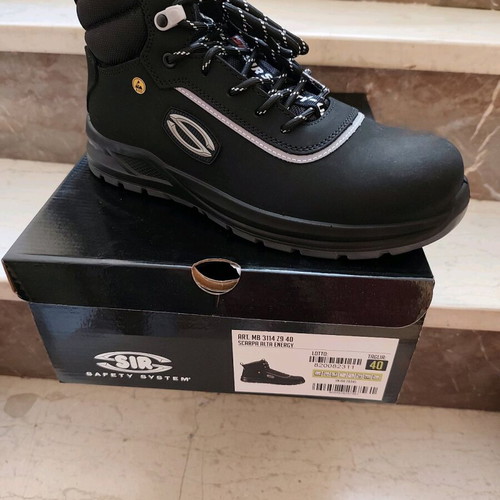 Work shoes new size 40