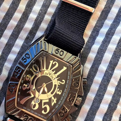 Loftys Qz Unisex Watch like new, quartz, 43x48mm