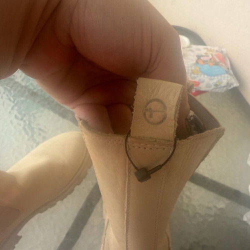Tamaris boots like new, white, size 39