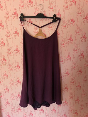Freestyle sleeveless dress like new, purple with gold detail