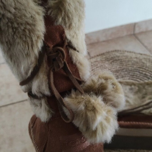 Toms boots like new, suede with fur, size 39, beige brown