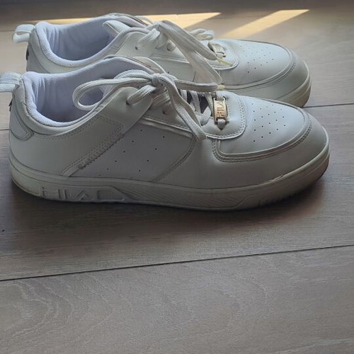 Fila casual shoes size 45 used, white