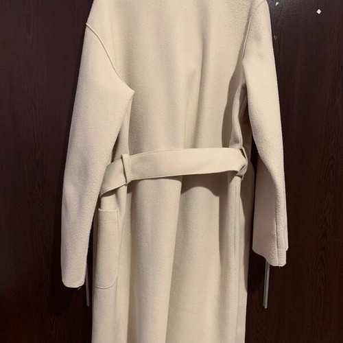 Women's long beige coat Large like new with belt Terranova