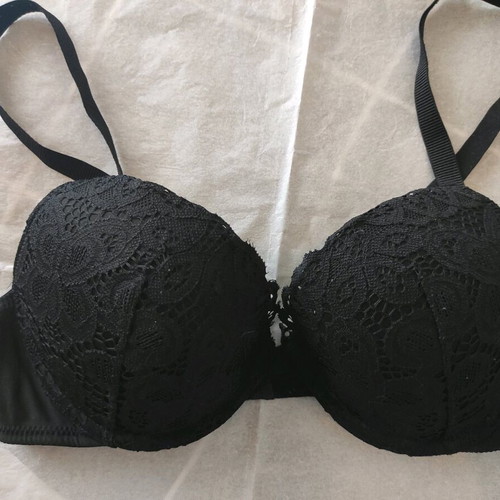 H&M bra used, black with light padding