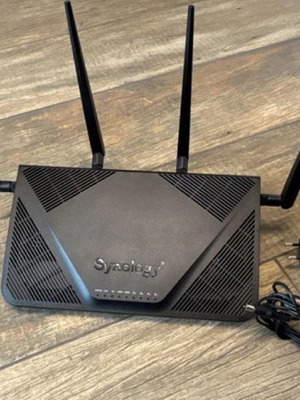 Synology RT2600ac Wireless Router like new, Wi-Fi 802.11ac