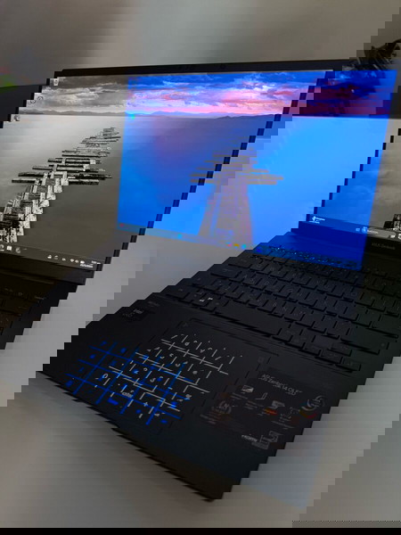 Asus Zenbook OLED 14" 3K/120Hz (Ultra 7-155H/16GB/1TB SSD/W11 Pro)