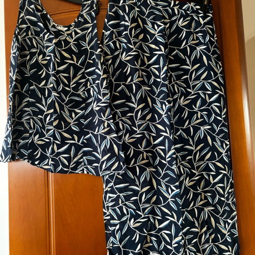 Skirt and blouse set like new, blue