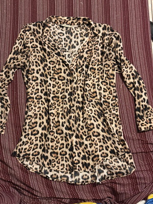 Zara animal print shirt like new, long with relaxed fit