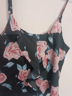 Summer top like new, suitable for XS