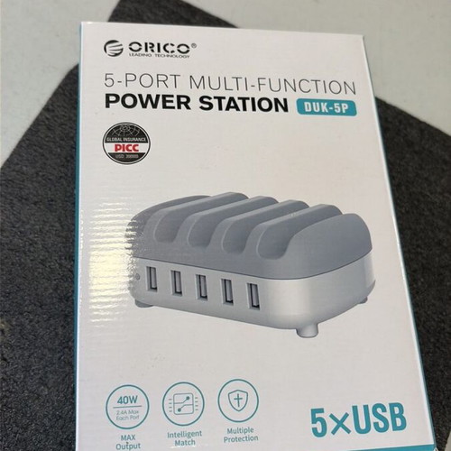 Orico DUK-5P-EU-WH 5-port USB charger with stand new