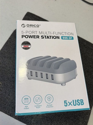 Orico DUK-5P-EU-WH 5-port USB charger with stand new