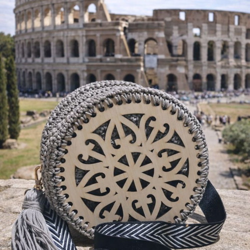 Roma Circle crossbody bag handmade with wooden design beige