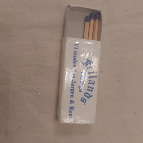 Frilands Bodega matchbox used vintage from Denmark