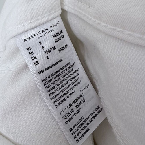 Mini Skirt American Eagle white, like new, size medium