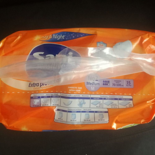 Sani Sensitive Incontinence Diapers No 2 Medium, New Pack of 15