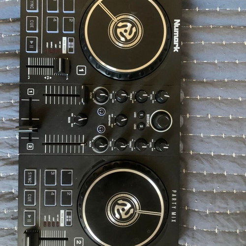 Numark Party Mix Mk-II DJ controller, 2 channels
