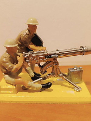 Britains Deetail 8th Army Vickers MG military figures