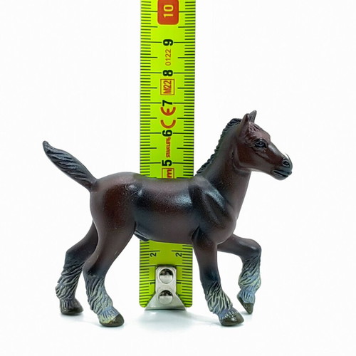 Clydesdale Horse Figures set like new, plastic, adult and foal